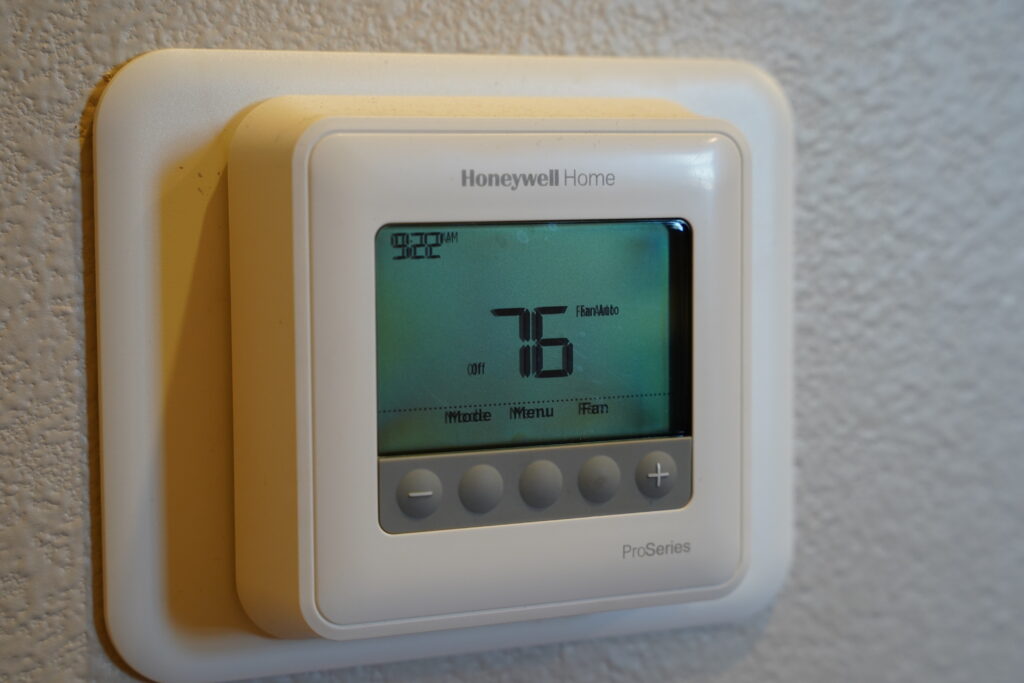 honeywell thermostat reset