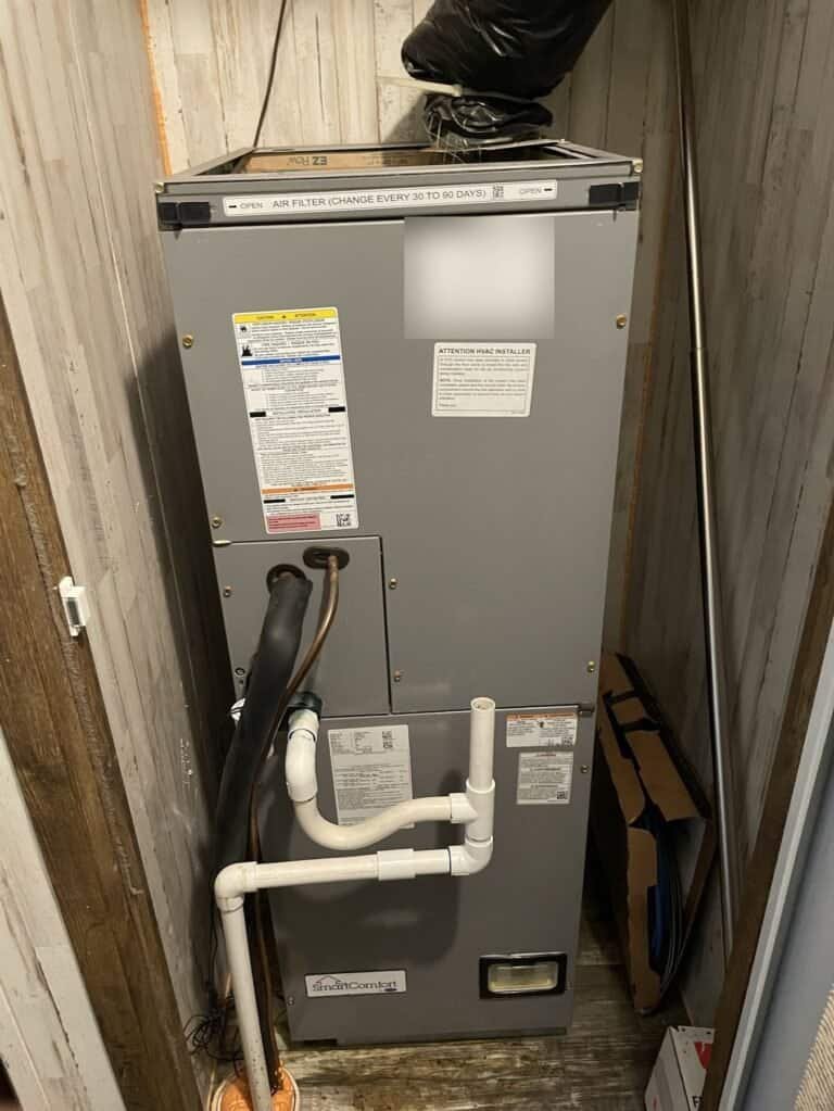 Indoor air handler in a closet at a Lavaca home
