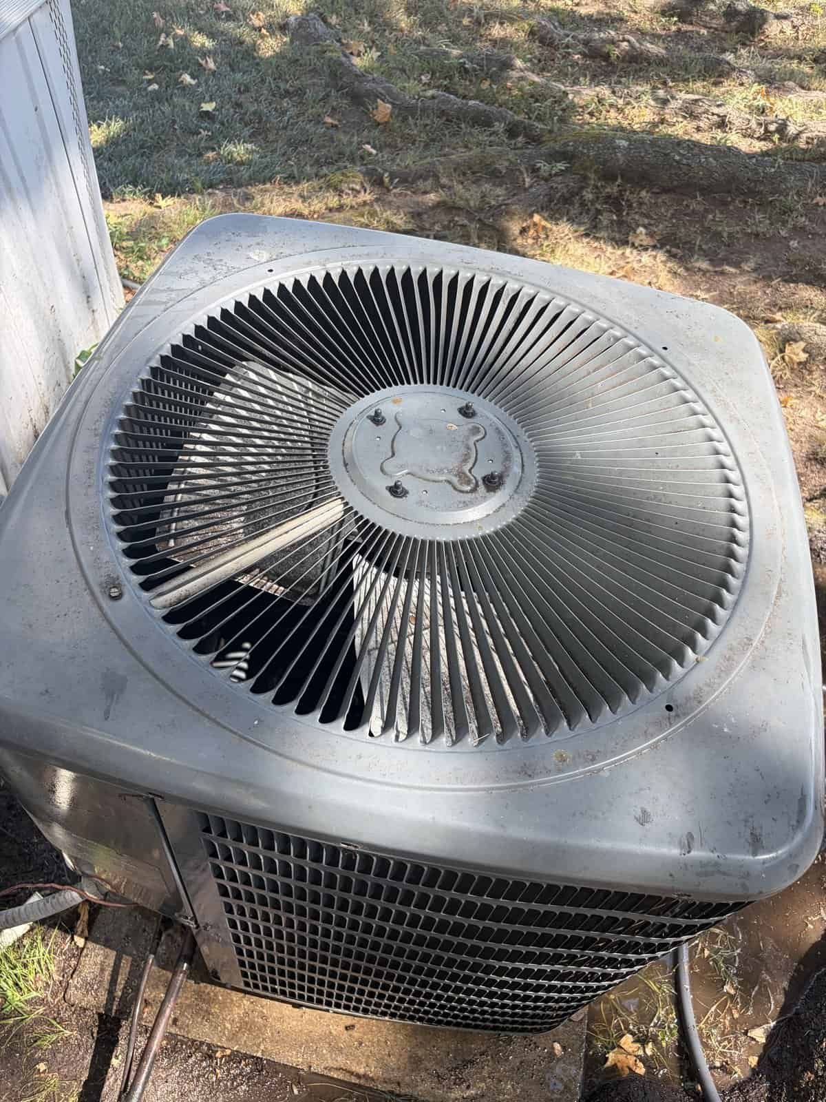 Detail photo from a Barling, Arkansas HVAC service visit