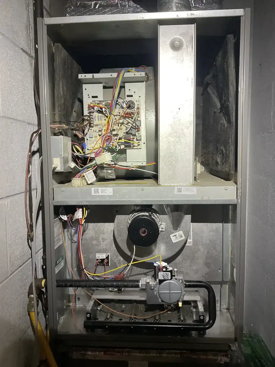 HVAC service photo from a Van Buren, Arkansas job