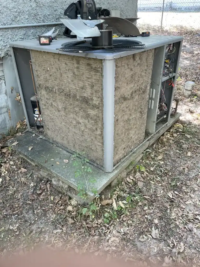 HVAC service photo from a Van Buren, Arkansas job