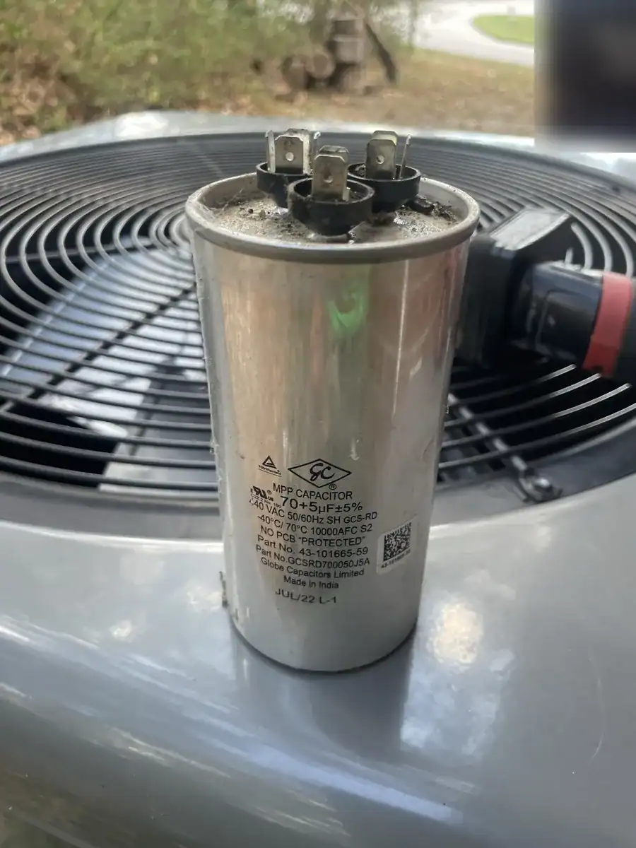 Detail photo from a Fort Smith, Arkansas HVAC service visit