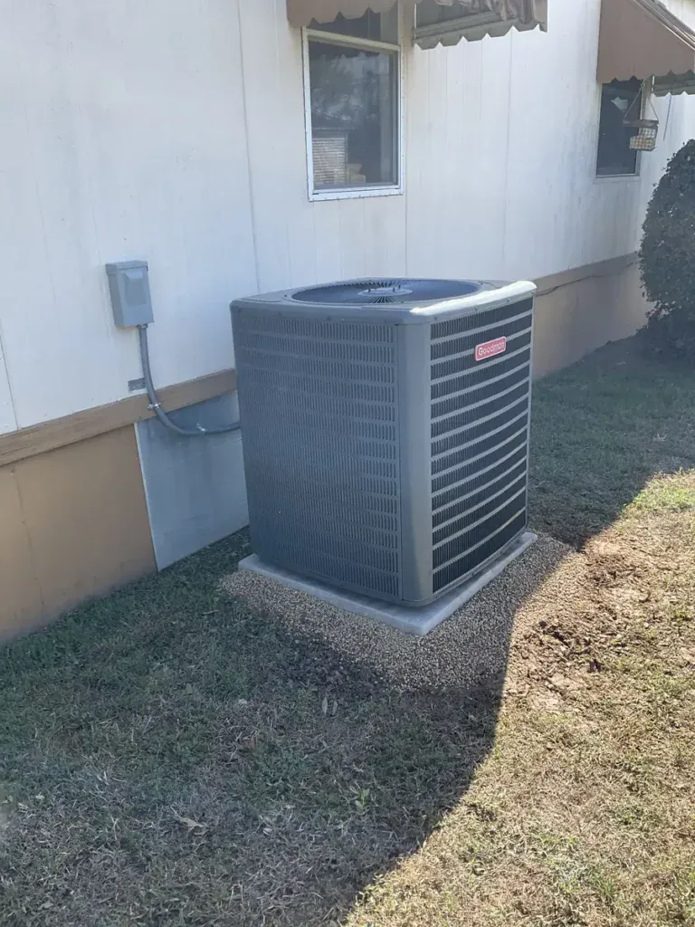 HVAC service photo from a Van Buren, Arkansas job