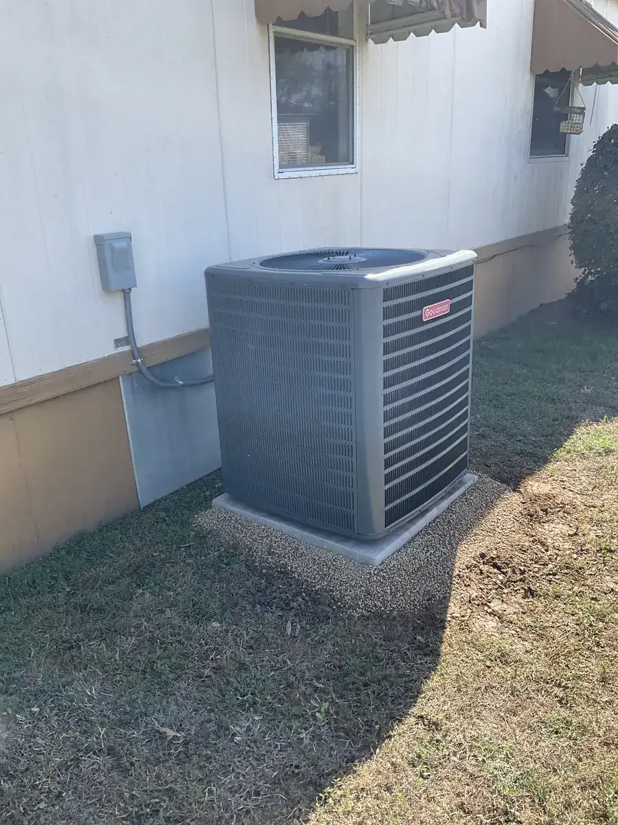 HVAC service photo from a Van Buren, Arkansas job