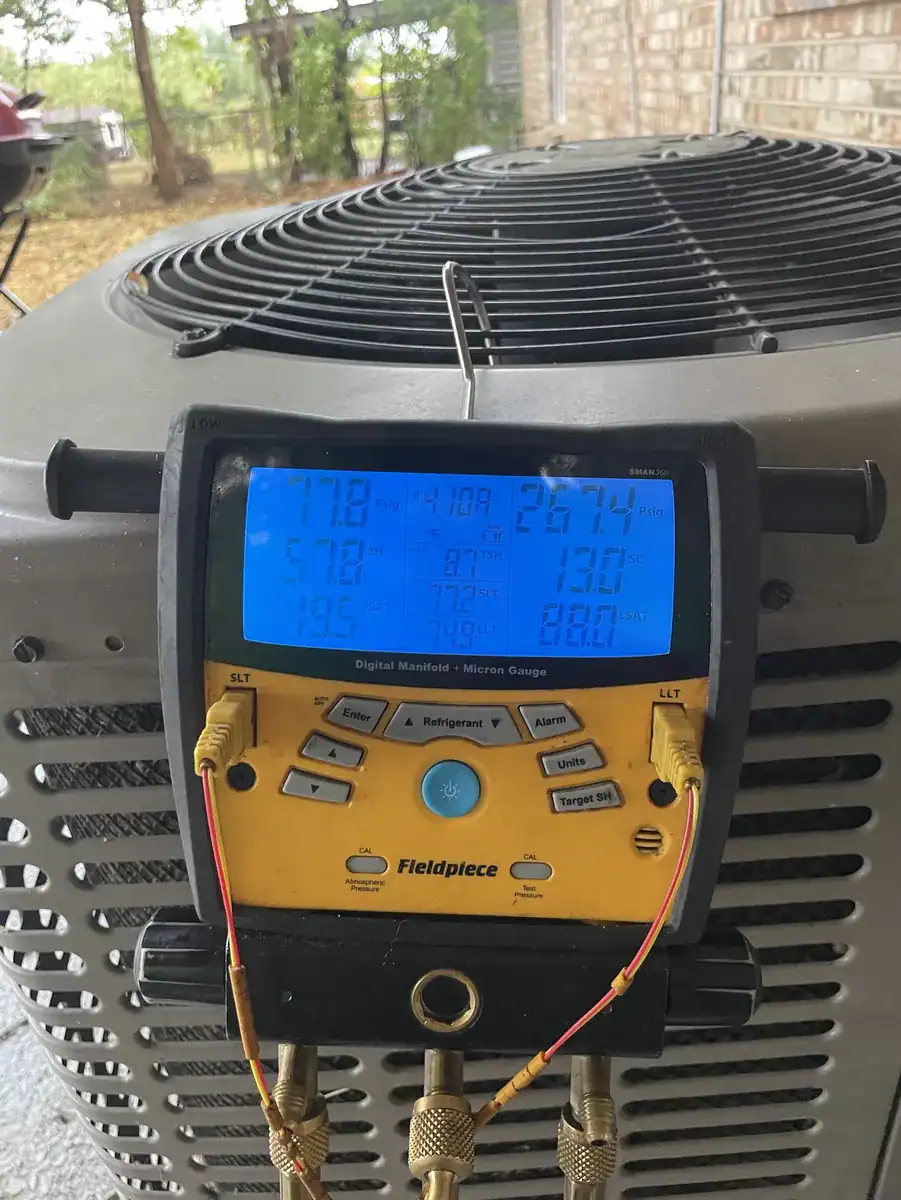 AC Slowly Losing Refrigerant in Fort Smith, AR (Refrigerant Recharge)