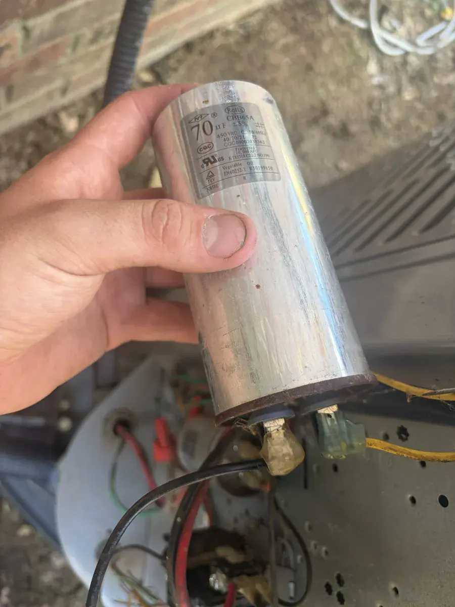 Detail photo from a Greenwood, Arkansas HVAC service visit