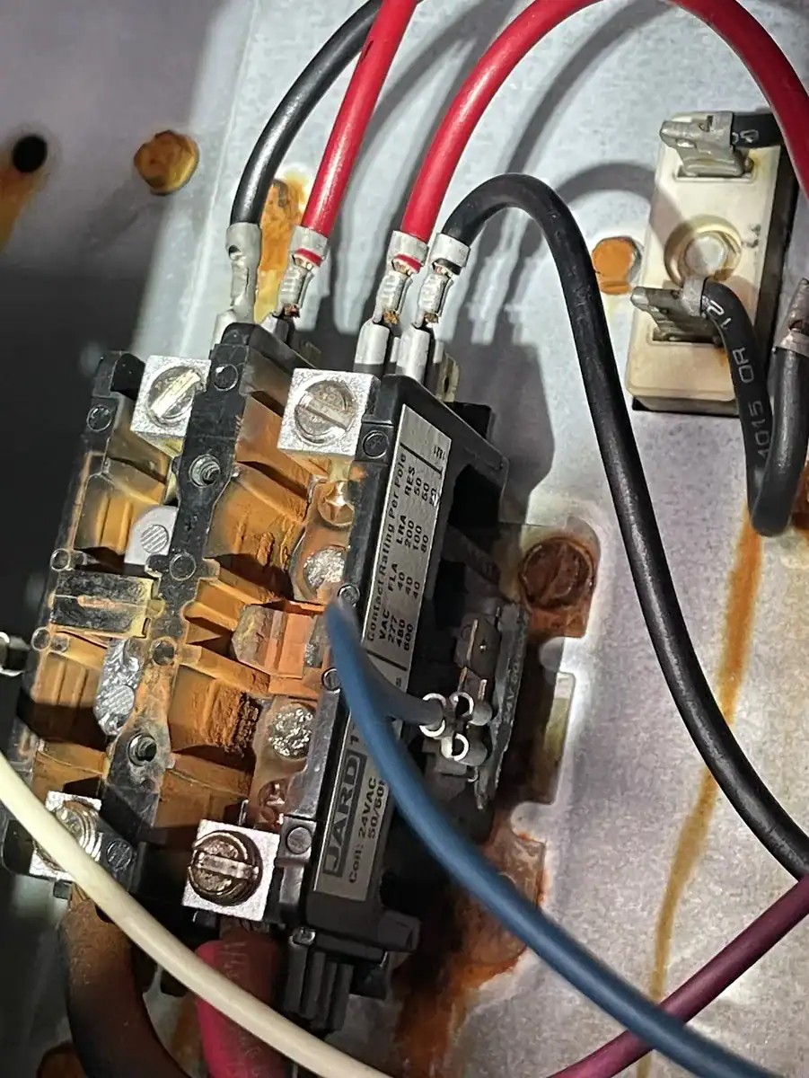 Detail photo from a Van Buren, Arkansas HVAC service visit