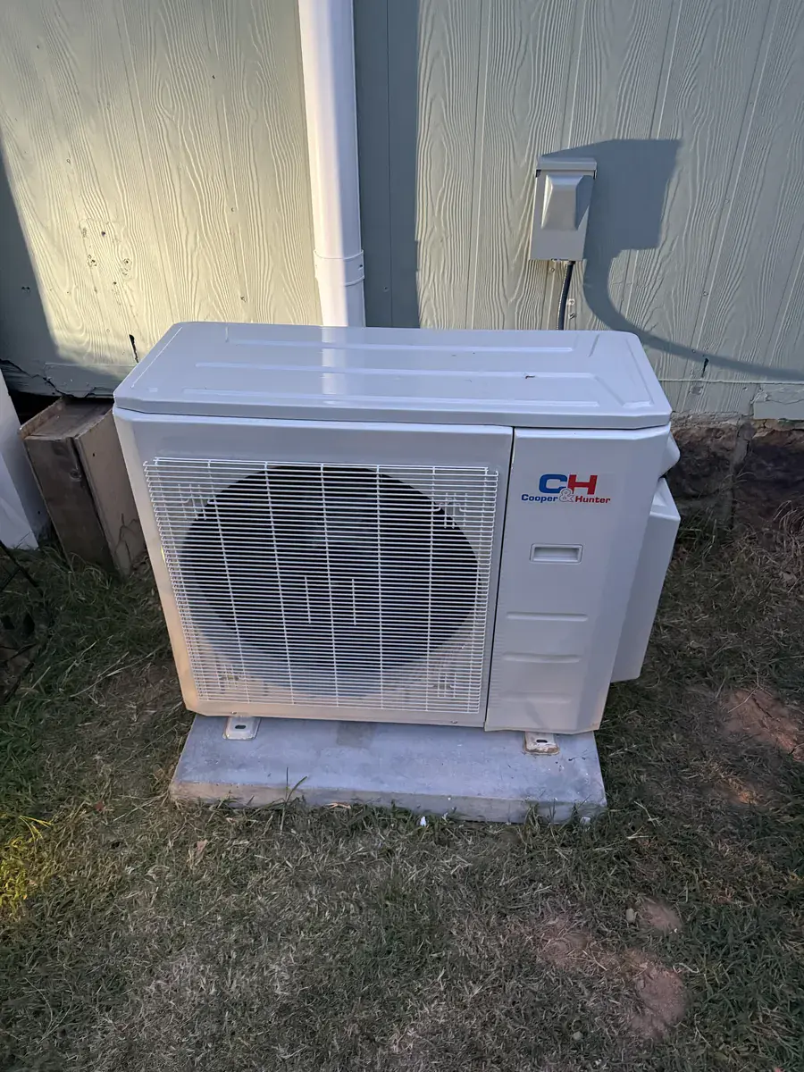 Bedrooms Hard to Keep Comfortable in Alma, AR (Cooper & Hunter Ductless System)